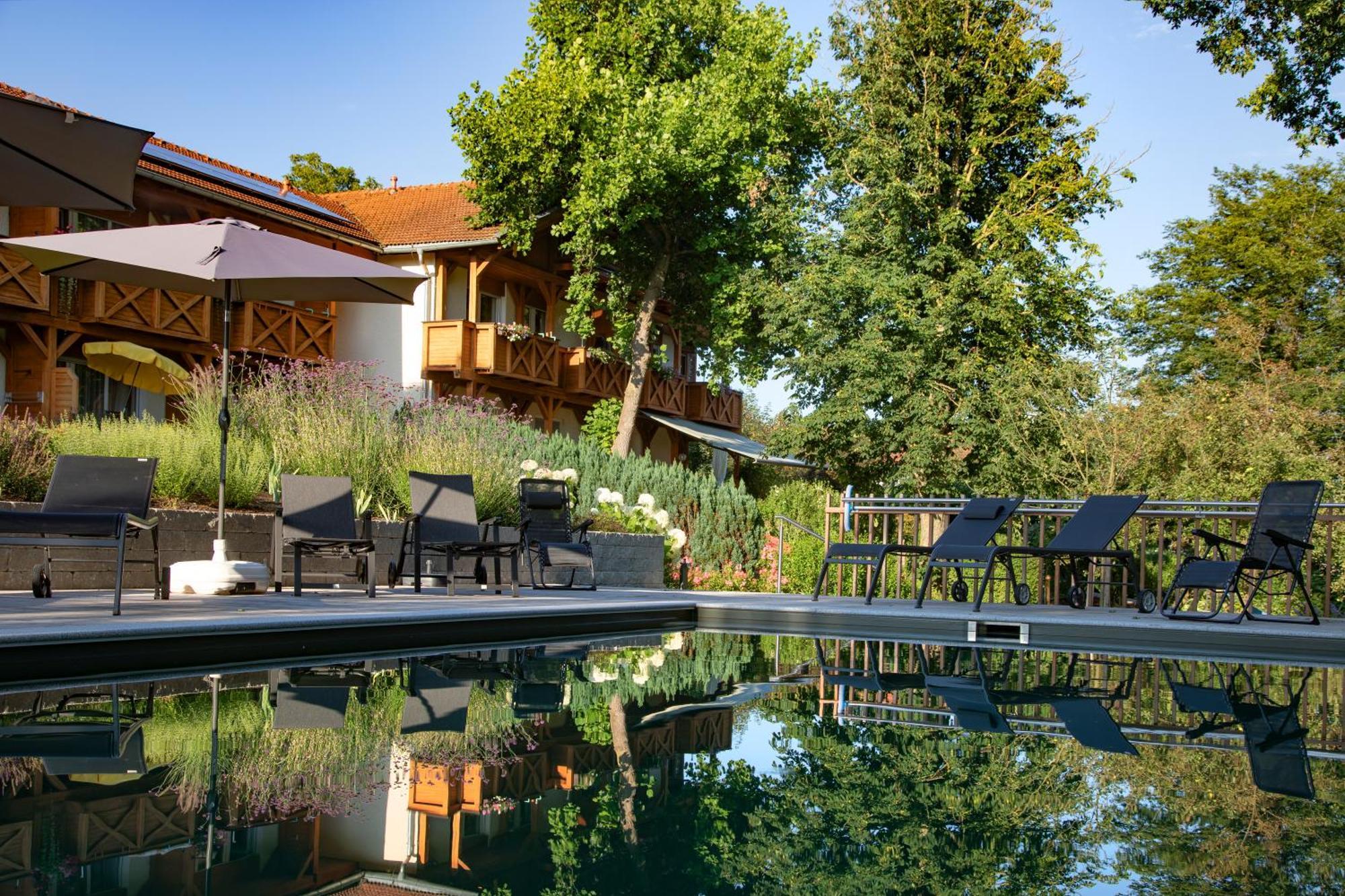 Hotel Quellenhof Бад-Бирнбах Экстерьер фото